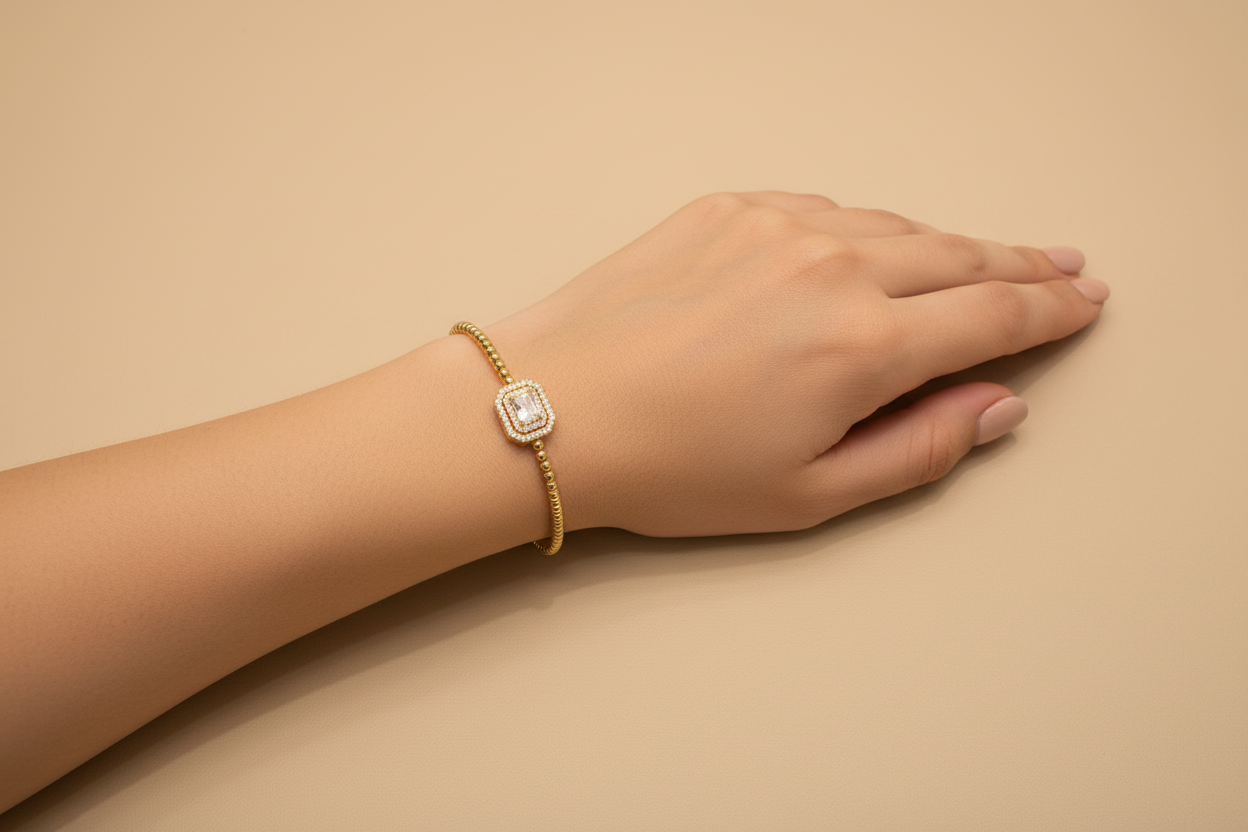 bead chain with the single crystal